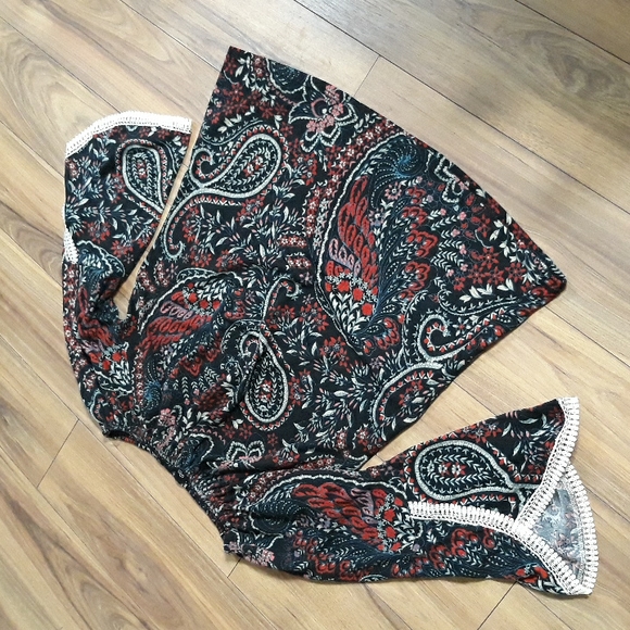 Win Win Tunic - Picture 9 of 10